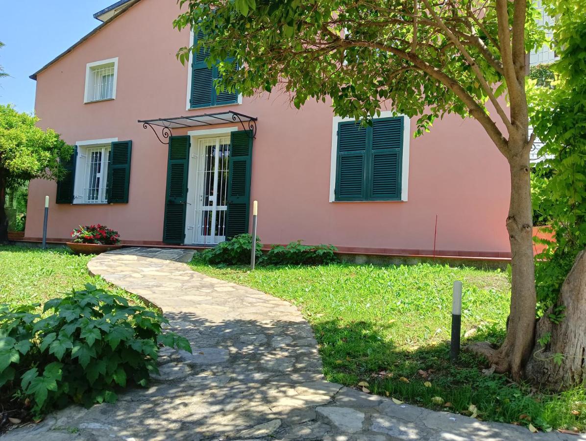 Villetta Con Giardino A Due Passi Dal Mare Imperia Zewnętrze zdjęcie